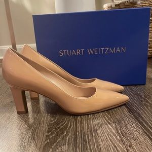 NWOT Stuart Weizmann nude heels